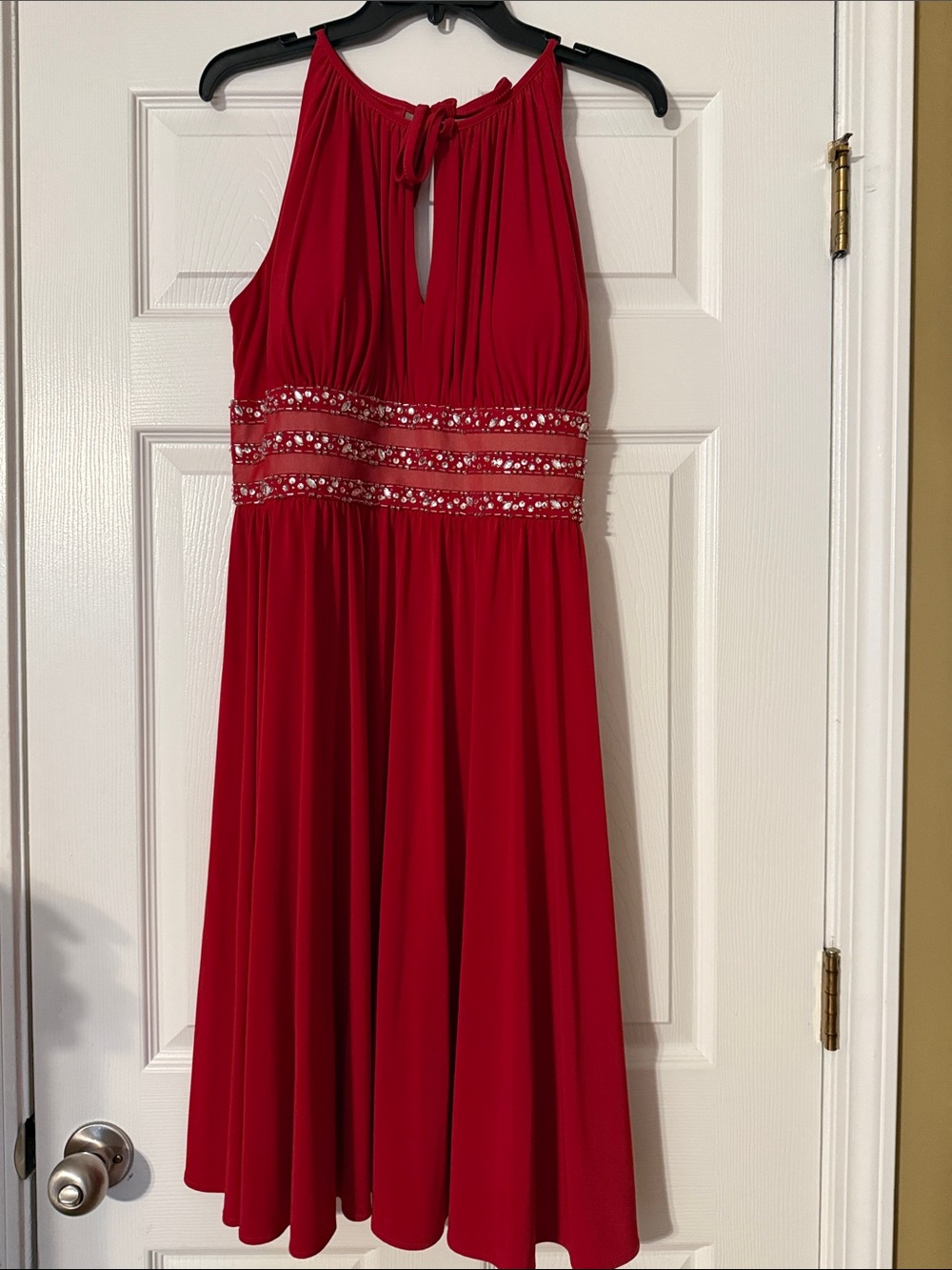 Elegant Red Halter Evening Dress with Embellished Waist 14